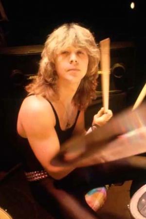 Clive Burr