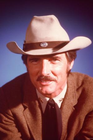 Dennis Weaver