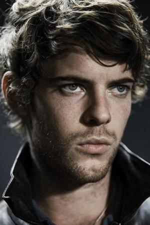 Harry Treadaway