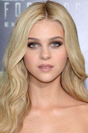 Nicola Peltz